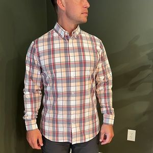 Mizzen and Main Shirt NWOT Large